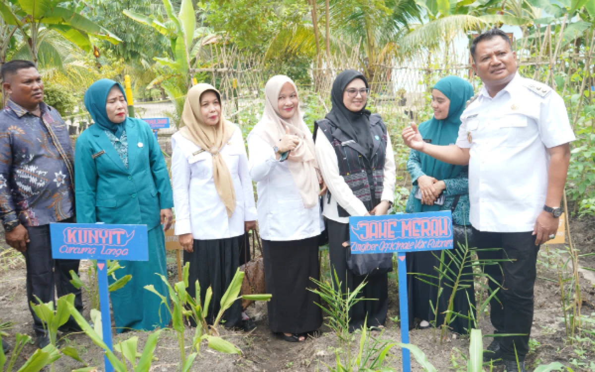 Thumbnail Berita - Wabup Rianto Tinjau Kegiatan Desa Sengon Sari Wakili Asahan Lomba Desa Terbaik LBS Tingkat Provinsi