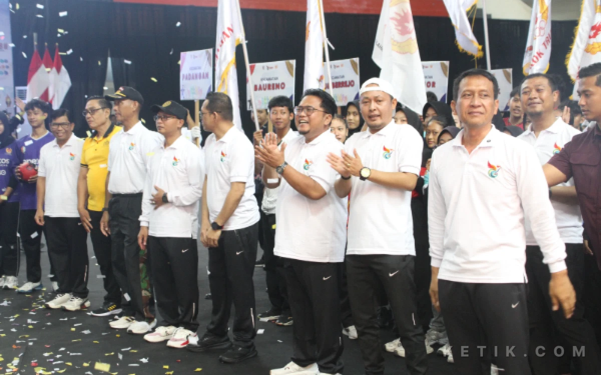 Thumbnail Berita - Porkab II Bojonegoro Resmi Dibuka, Diikuti 3.535 Atlet dari 28 Kecamatan