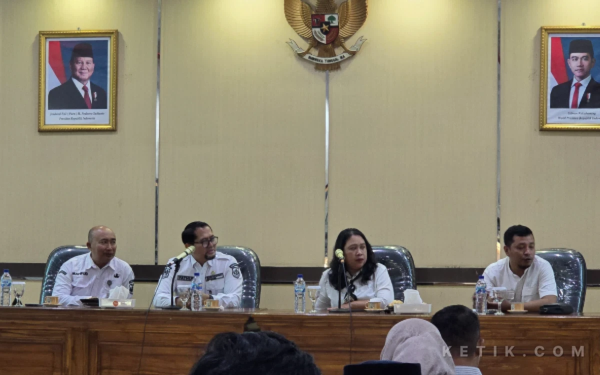 Thumbnail Berita - Target Tinggi, Tantangan Nyata: Bondowoso Bidik 70 Desa Naik Kelas di 2026