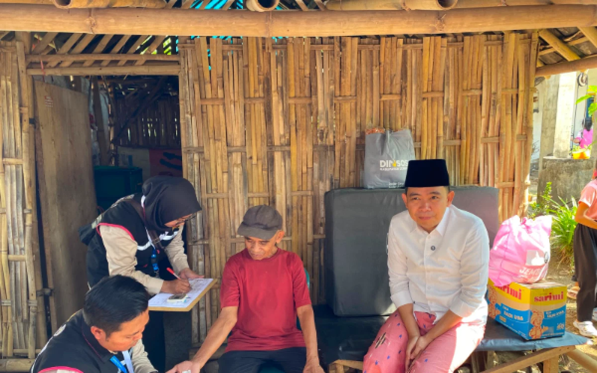 Thumbnail Berita - Home Care Jember Temukan Rumah Warga Tak Layak Huni, Pemkab Siapkan Bedah Rumah
