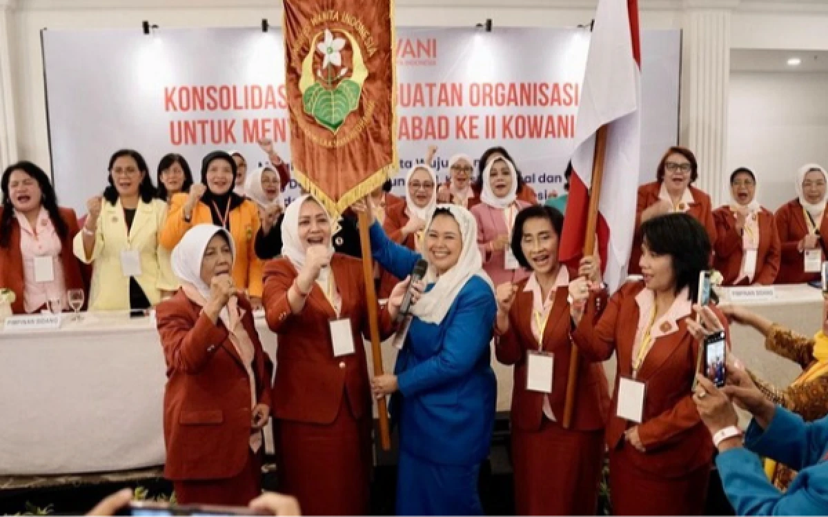Thumbnail Berita - Gagal Rebut PKB, Yenny Wahid Kini Ambil KOWANI Lewat KLB