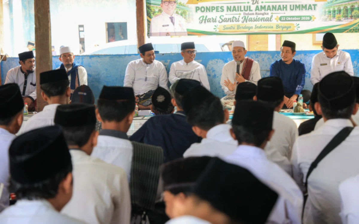 Thumbnail Berita - Andra Soni: Pesantren Tulang Punggung Pembangunan Banten, Pemprov Matangkan Pergub Pemberdayaan