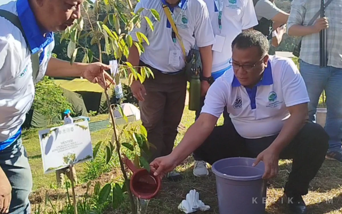 Thumbnail Berita - Dari Mojokerto, Menteri LH Serukan Aksi Nasional Selamatkan Sungai Indonesia