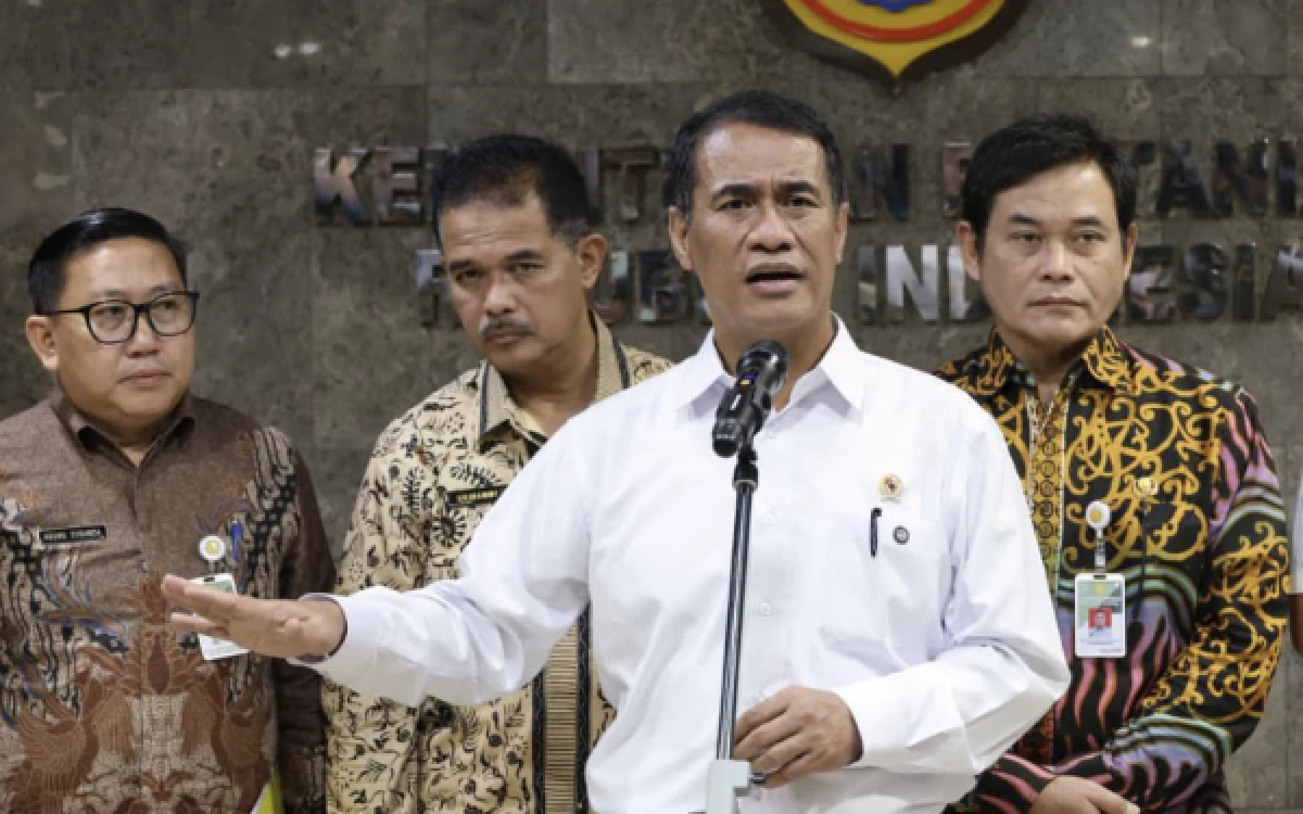 Thumbnail Berita - Mentan Sebut Importir Tidak Bahagia Indonesia Swasembada Pangan