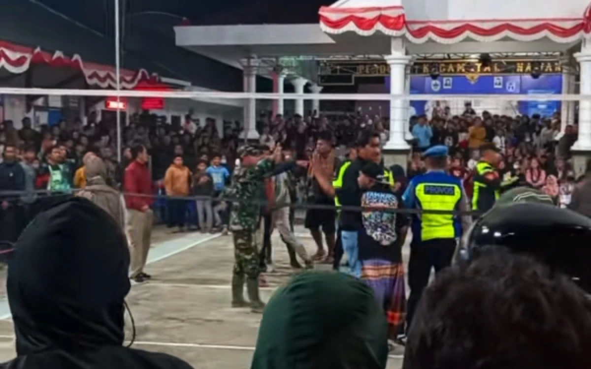 Thumbnail Berita - Turnamen Voli di Nawangan Pacitan Ricuh, Begini Kronologinya