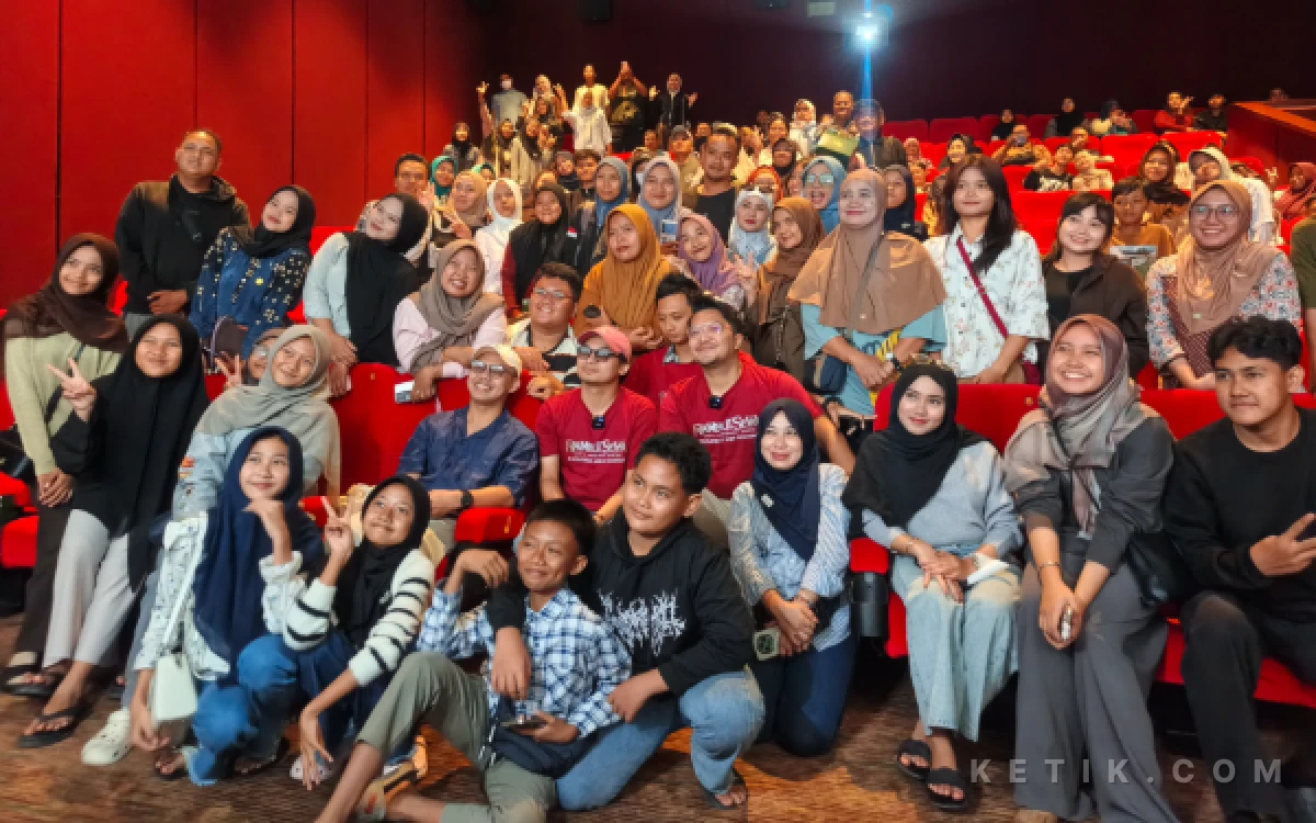 Foto Cinema Visit Film Horor Rambut Sewu di Gressmall Gresik, Sabtu, 16 Oktober 2026 (Foto: Daniel Andayawan/Ketik.com)