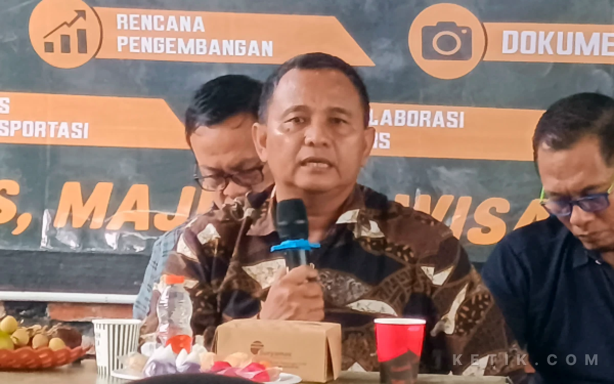 Thumbnail Berita - Sumar Rosul: Kliwonan Show Perlu Digelar Kembali untuk Dongkrak PAD Pekalongan
