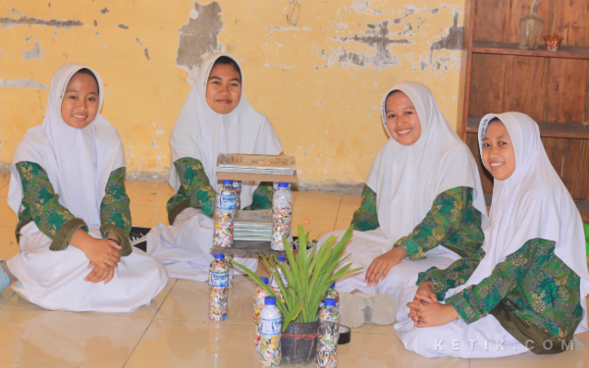 Thumbnail Berita - Dari Cermee Bondowoso ke Pentas Jatim, PP Raudlatul Falah Bawa Konsep “Rahayu” dalam Pesantren Sehat