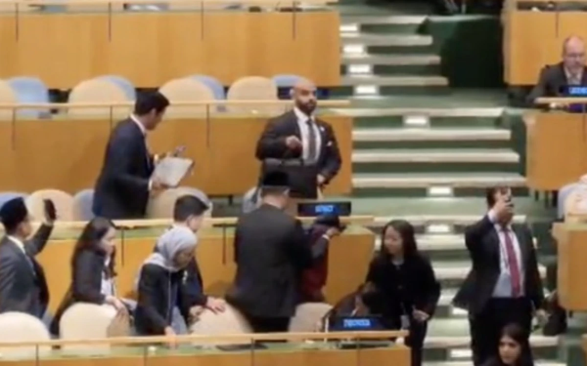 Thumbnail Berita - Delegasi Indonesia Walk Out saat Netanyahu Pidato di PBB