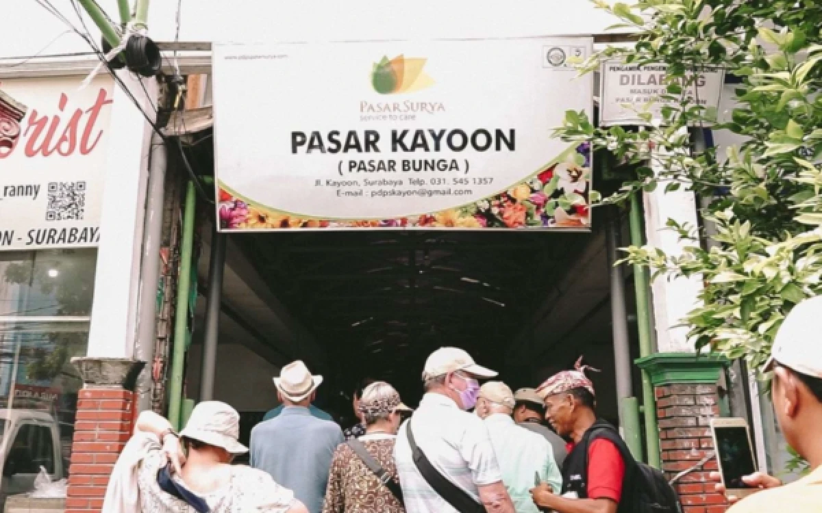 Thumbnail Berita - Mengenal Pasar Bunga Kayoon, Sentra Bunga Terbesar di Indonesia Timur!