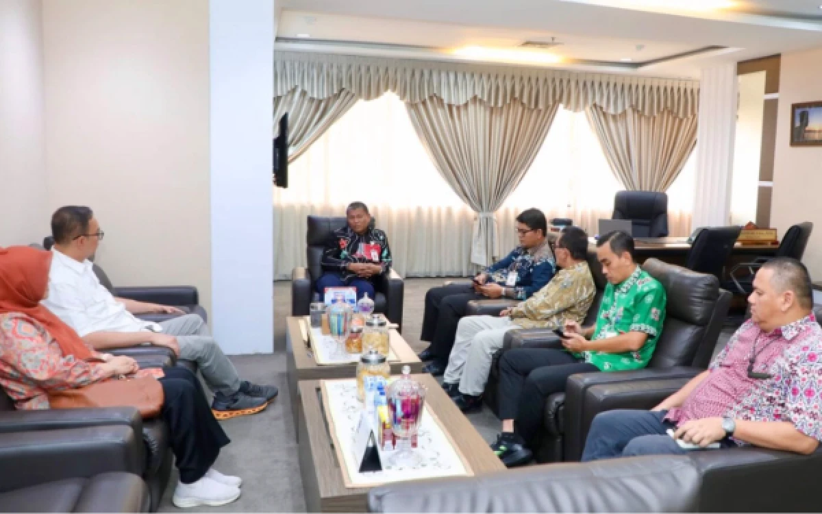 Thumbnail Berita - Batam Masuk Nominasi ADLGA 2026, Sekda Firmansyah Paparkan Transformasi Digital Berbasis Data