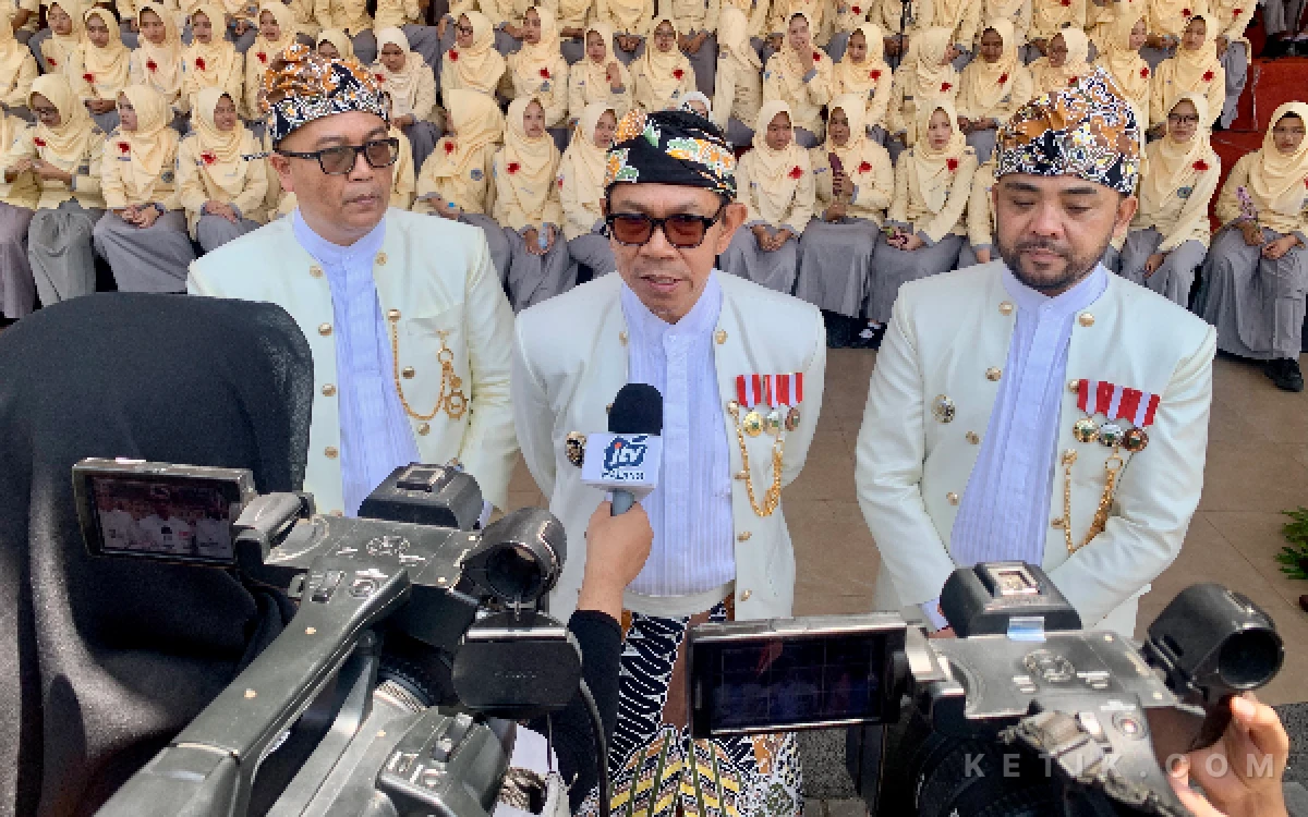 Thumbnail Berita - Warga Sering Mengeluh di Medsos, Wali Kota Batu Cak Nur Segera Siapkan Hotline Pengaduan