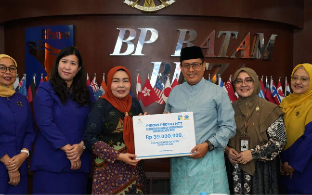 Thumbnail Berita - PIKORI BP Batam Salurkan Bantuan Kemanusiaan Bencana NTT melalui BAZNAS