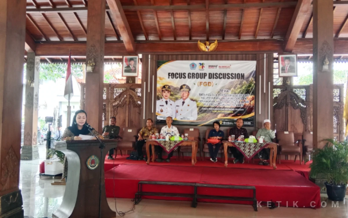 Thumbnail Berita - Bupati Brebes Tegaskan Larangan Perluasan Lahan di Kawasan Hutan Lereng Gunung Slamet