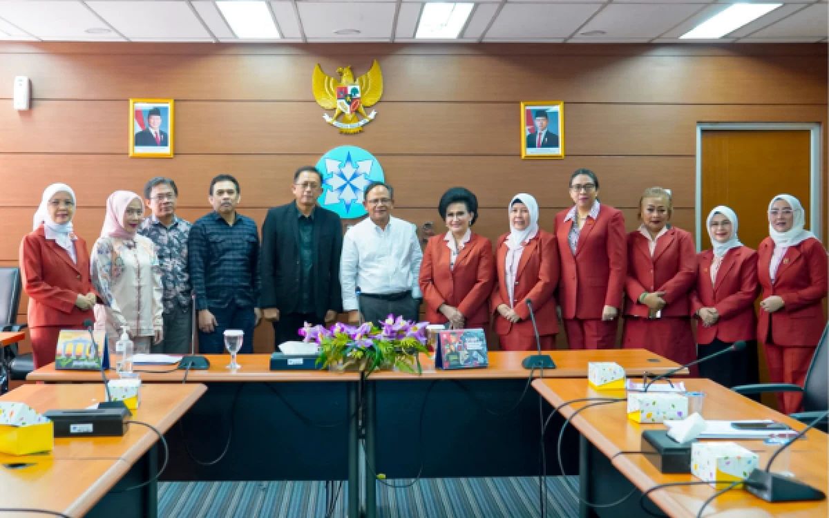 Thumbnail Berita - KOWANI dan Dewan Pers RI Perkuat Kemitraan Strategis, Literasi Media hingga Kepemimpinan Perempuan Jadi Fokus Utama
