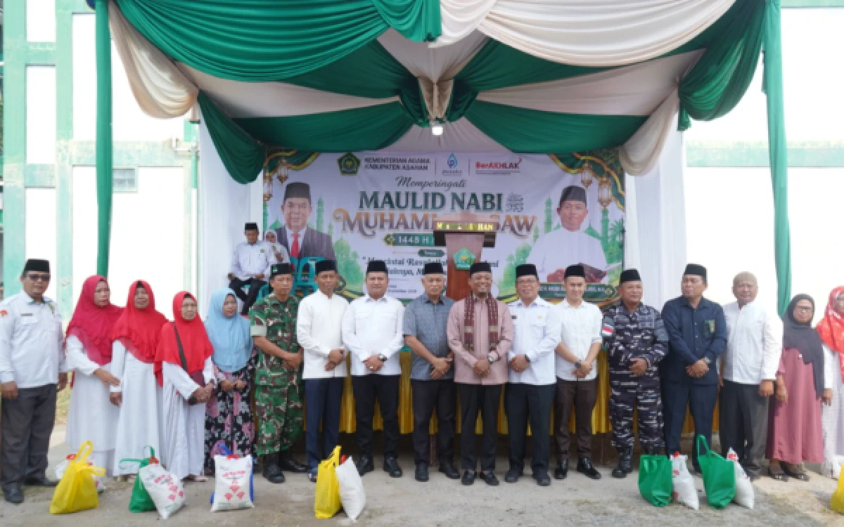 Thumbnail Berita - Rianto Hadiri Peringatan Maulid Nabi Muhammad SAW 1448 H di Kompleks Rusunawa Kisaran