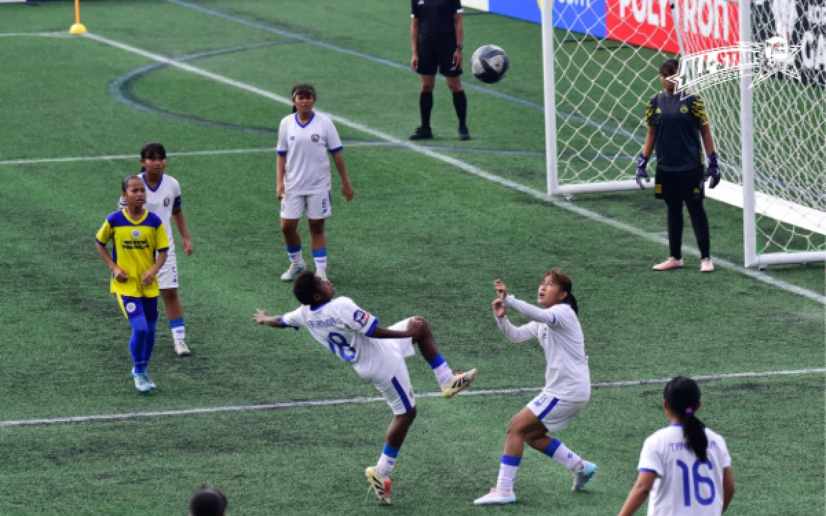 Thumbnail Berita - Kalah Telak dari Mojang Priangan, Arema FC Women U-15 Fokus ke Semifinal Lawan Cipta Cendekia