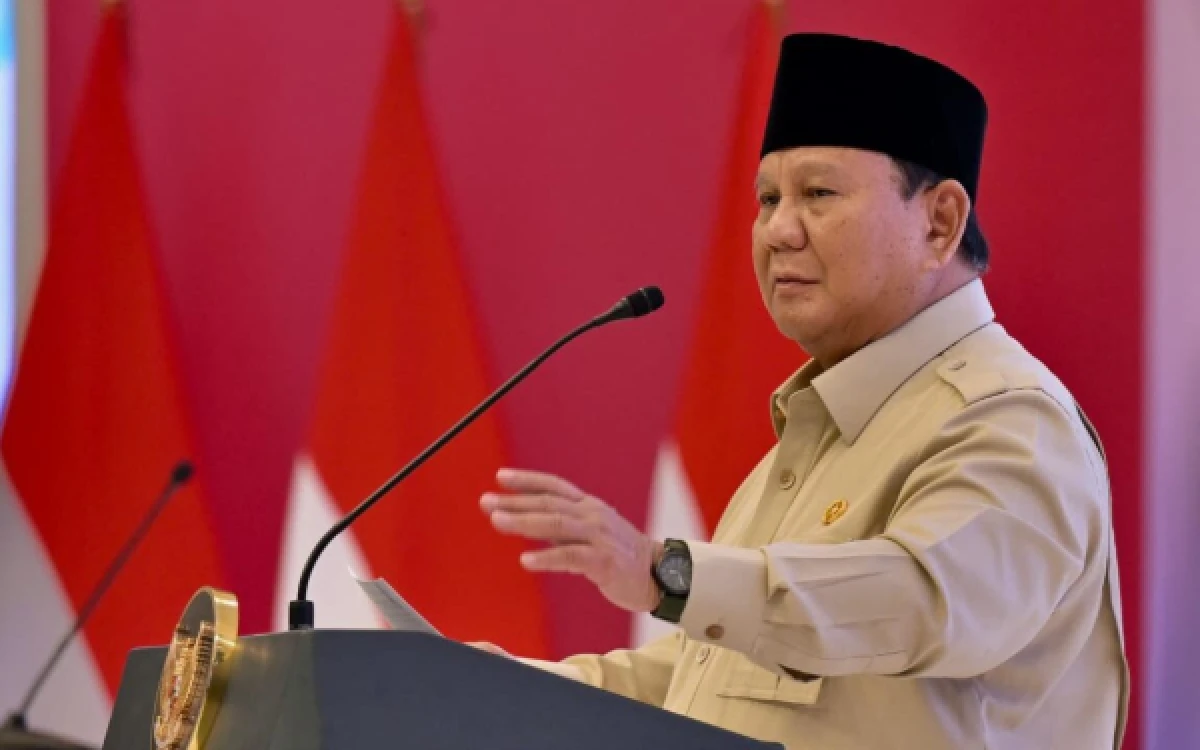 Thumbnail Berita - Prabowo Targetkan Penyaluran Kredit Rakyat Rp400 Triliun pada 2027, Sasar Petani hingga Nelayan