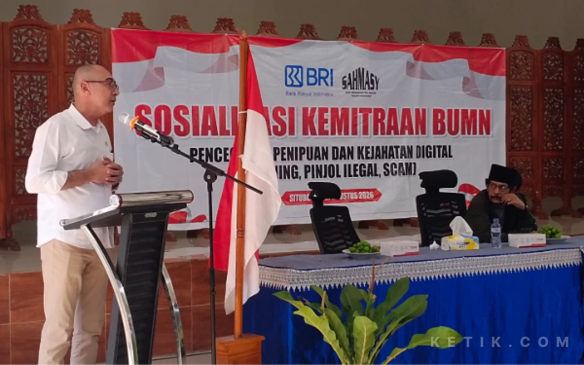 Thumbnail Berita - Komisi VI DPR RI Nasim Khan Gandeng BRI Edukasi Warga Situbondo Waspada Phishing hingga Pinjol Ilegal