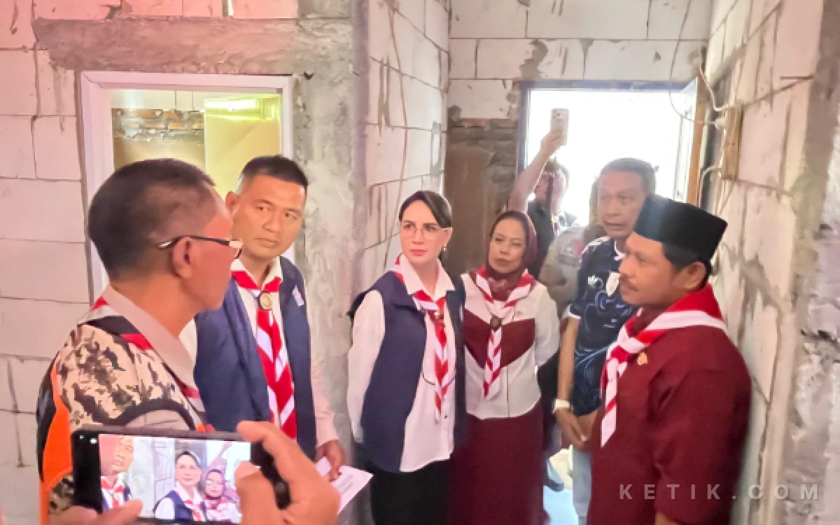 Thumbnail Berita - Sinergi Manis dengan Pramuka Jatim, Wali Kota Malang Beri Tambahan Bantuan Bedah Rumah