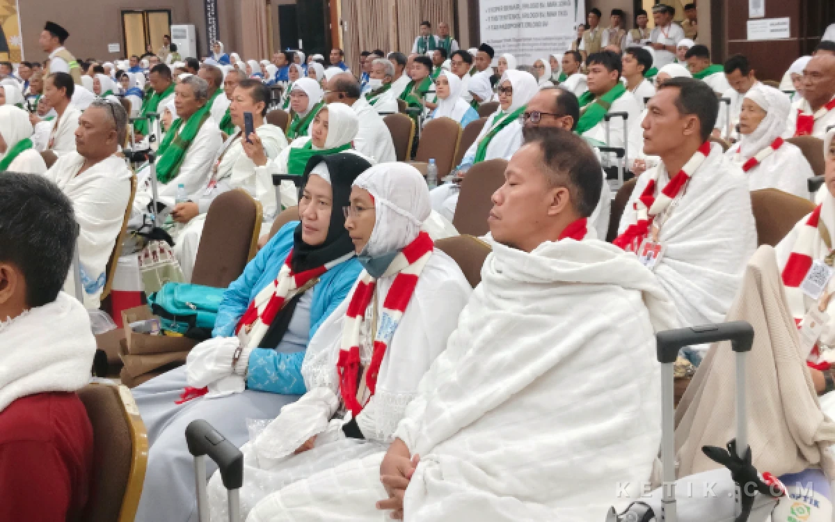 Thumbnail Berita - Keberangkatan Haji Embarkasi Surabaya Berakhir, 30 JCH Gagal Berangkat Kata Ketua PPIH Jatim