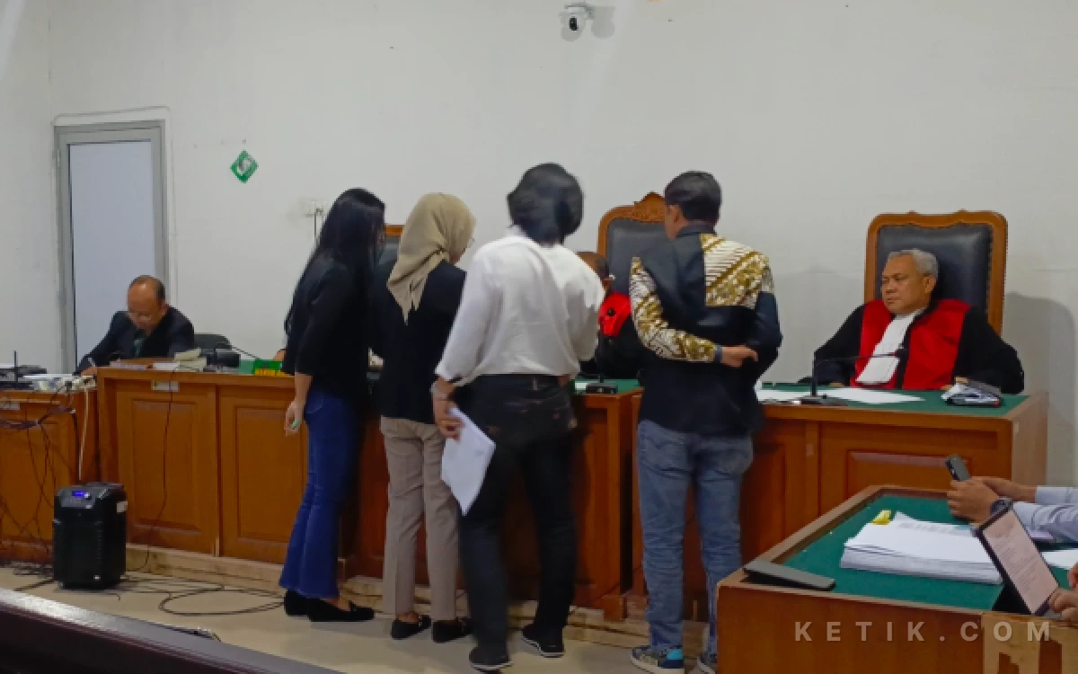 Thumbnail Berita - Saksi Ungkap Akta Perdamaian 2021 dan Upaya Pengembalian Aset Yayasan Bina Darma Palembang