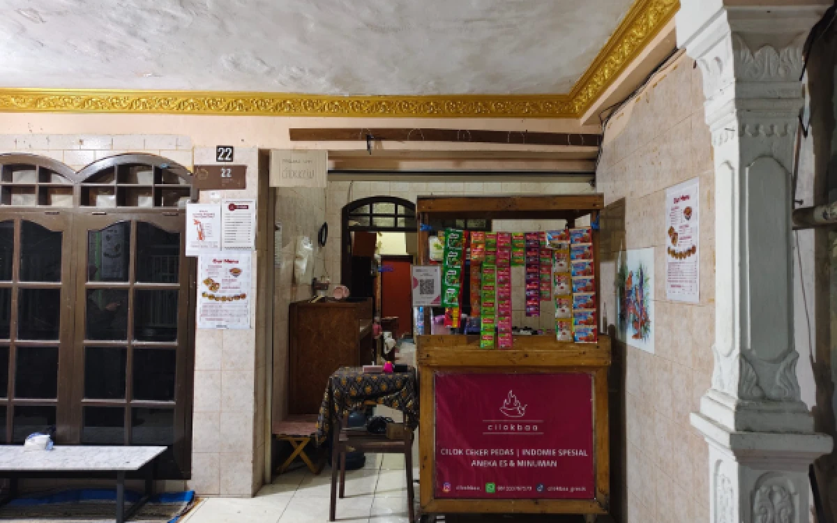 Foto Tampak depan kedai makanan cilokbaa, Jalan Usman Sadar, Kemuteran, Pekelingan, Gresik pada Kamis, 20 Agustus 2026 (foto: Risma Nur Intan Anda Rini/ketik.com