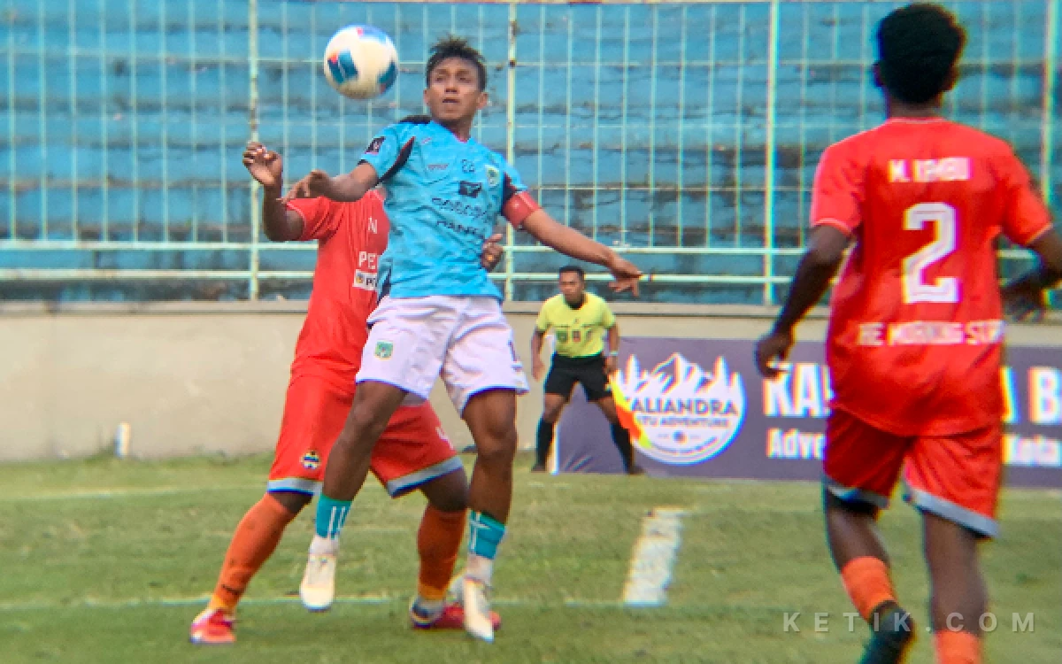 Thumbnail Berita - Gagal Amankan Kemenangan Kedua, Persikoba Dipaksa Persigubin Bermain Imbang