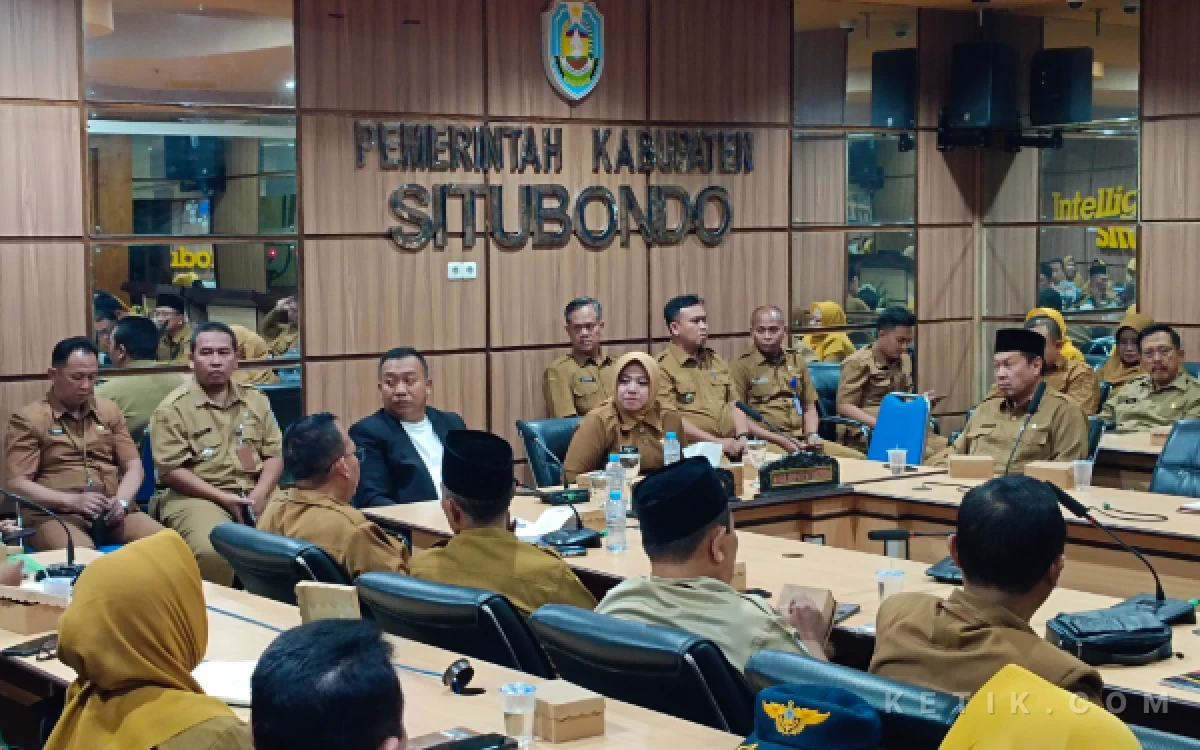 Thumbnail Berita - Rapat Selasaan Jadi Forum Cari Solusi Persoalan di Situbondo, Bupati Rio Soroti PJU hingga Jalan Rusak