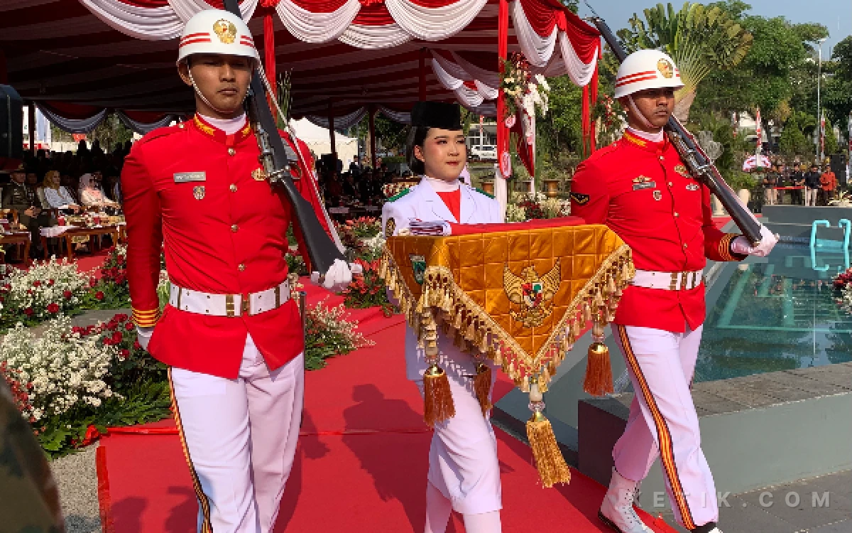 Thumbnail Berita - Perjuangan Paskibraka Kota Batu, 72 Pelajar Jalani Karantina dan Latihan Ketat