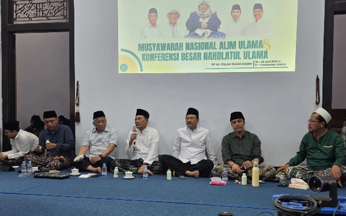 Thumbnail Berita - Songsong Muktamar ke-35 NU! Munas-Konbes NU di Ploso, PWNU Jatim Siap 100 Persen