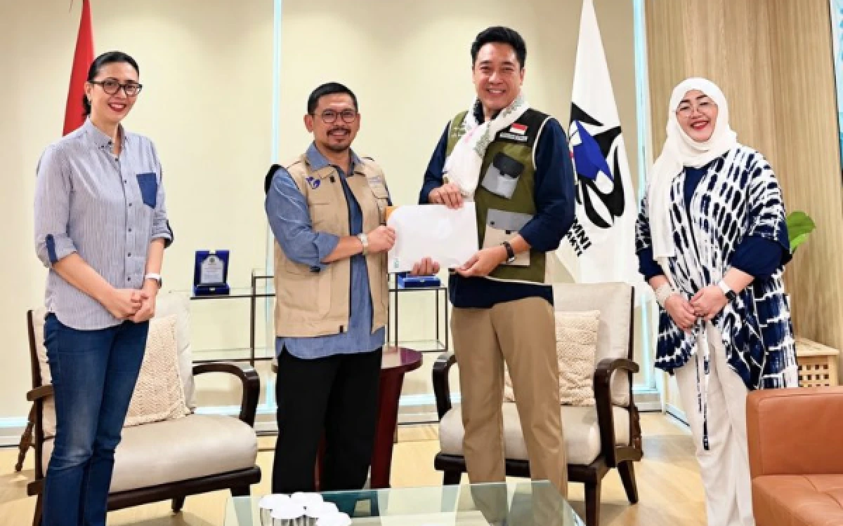 Thumbnail Berita - Galang Donasi untuk Palestina, IKA Universitas Trisakti  Salurkan Rp 2,7 Miliar ke Yayasan  Islamadina