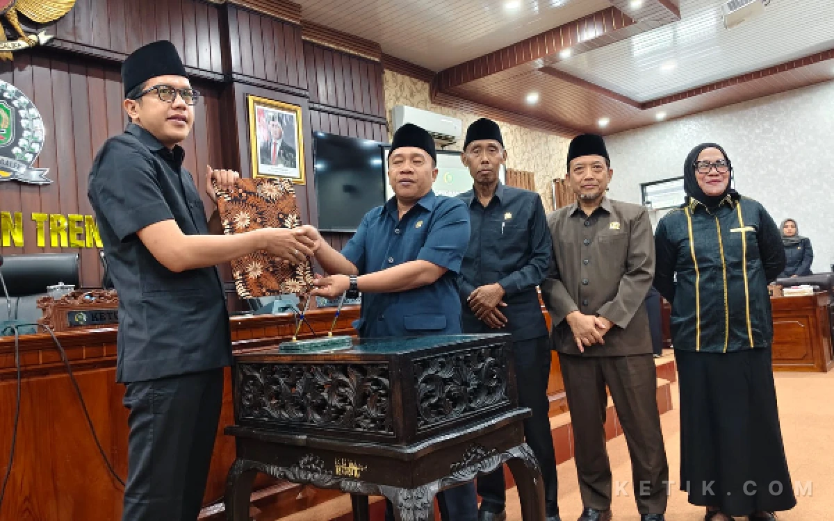 Thumbnail Berita - APBD Perubahan Trenggalek Disahkan, Belanja Infrastruktur Jadi Prioritas