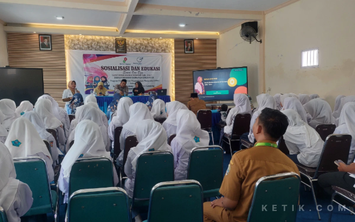 Thumbnail Berita - Gandeng Puskesmas Dharma Tanjung, SKK Migas-Medco Energi Edukasi Siswi Sampang Soal Anemia