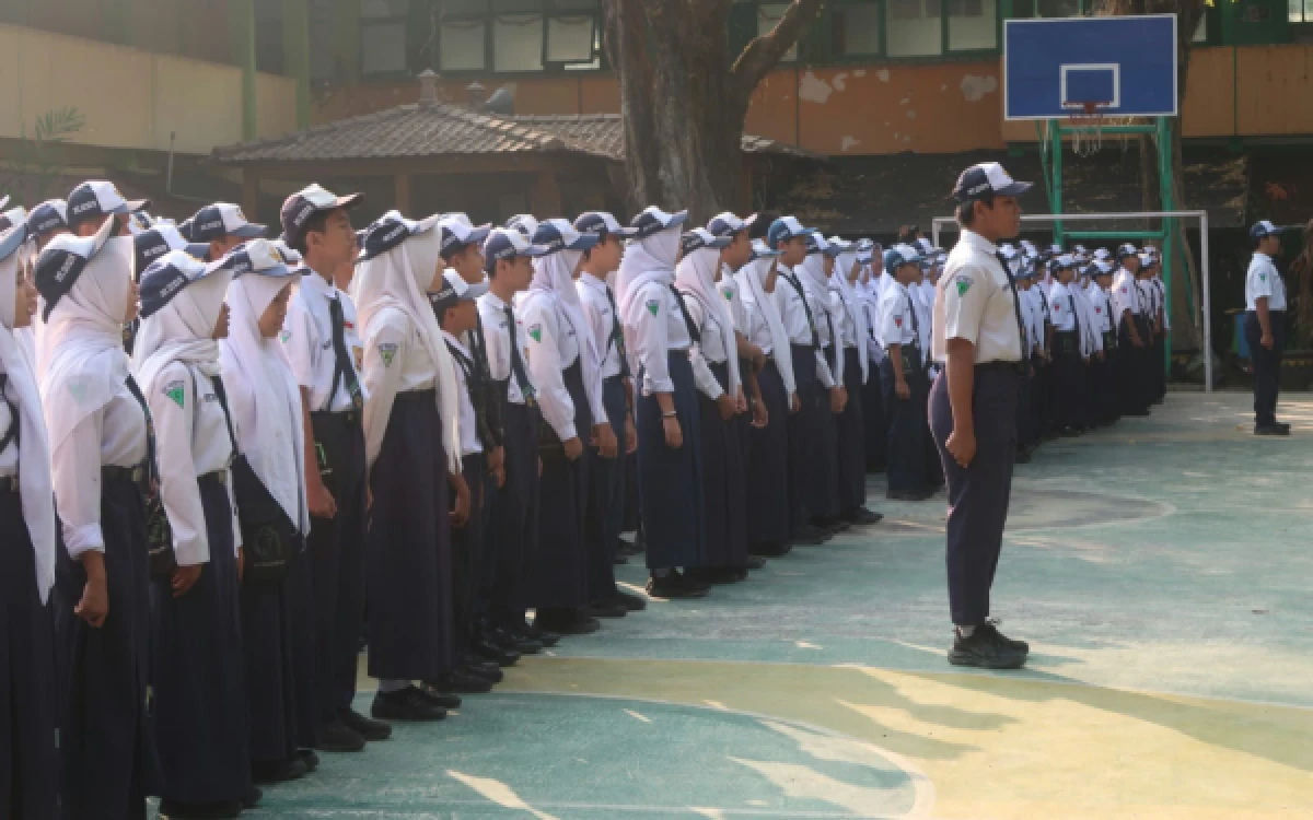 Thumbnail Berita - Dinsos Mulai Data Siswa Korban Kekerasan SMPN 18 Malang, Tim Psikolog Siap Diterjunkan