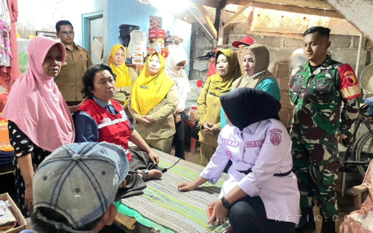Thumbnail Berita - Wabup Situbondo Peduli ODGJ, Berikan Pelayanan Kesehatan dan Buka Rantai