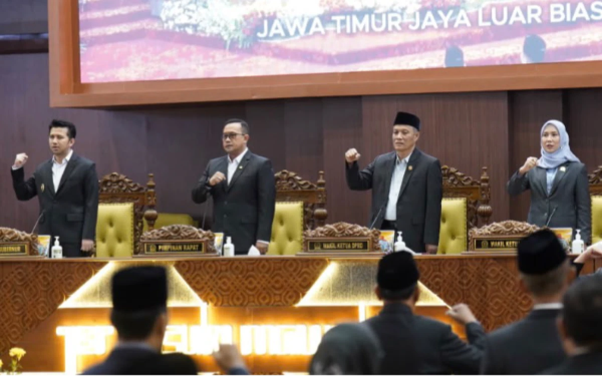 Thumbnail Berita - DPRD Jawa Timur Bahas Dua Raperda, Soroti Aset Idle dan Potensi PAD