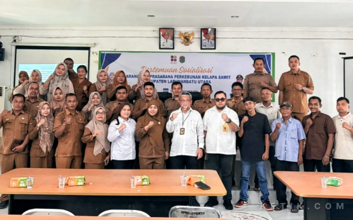 Thumbnail Berita - Hadiri Sosialisasi Sarpras Kebun Sawit, BPN Labuhanbatu Sebut Pentingnya Status Tanah