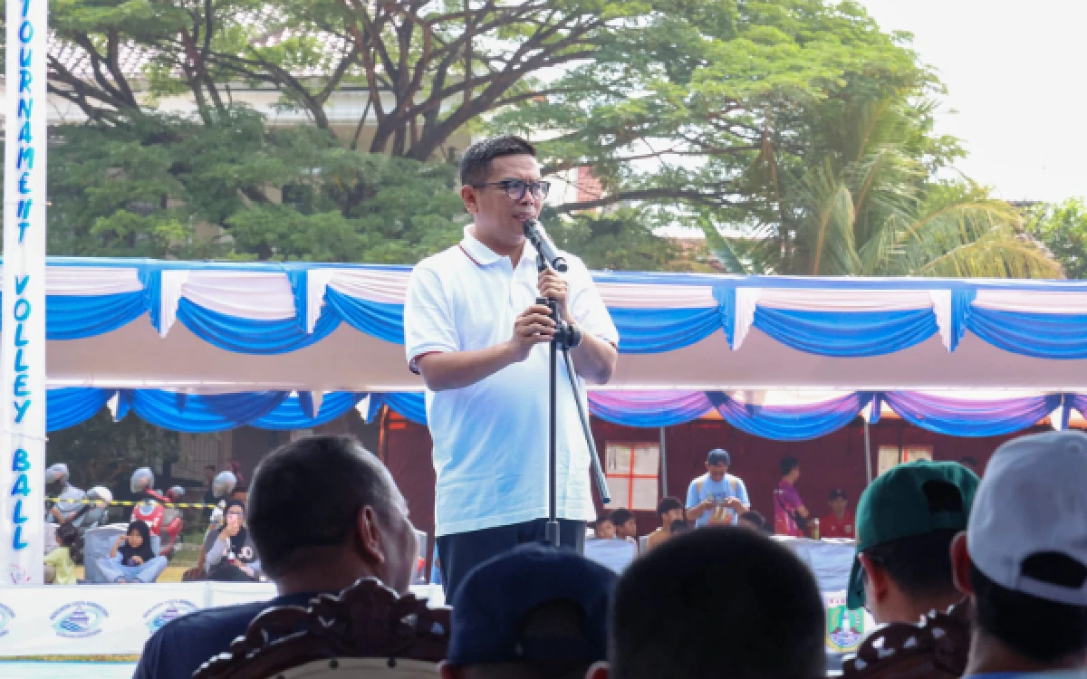 Thumbnail Berita - Tak Hanya Perebutan Juara, Turnamen Voli Piala Gubernur Banten Gerakkan Ekonomi Warga