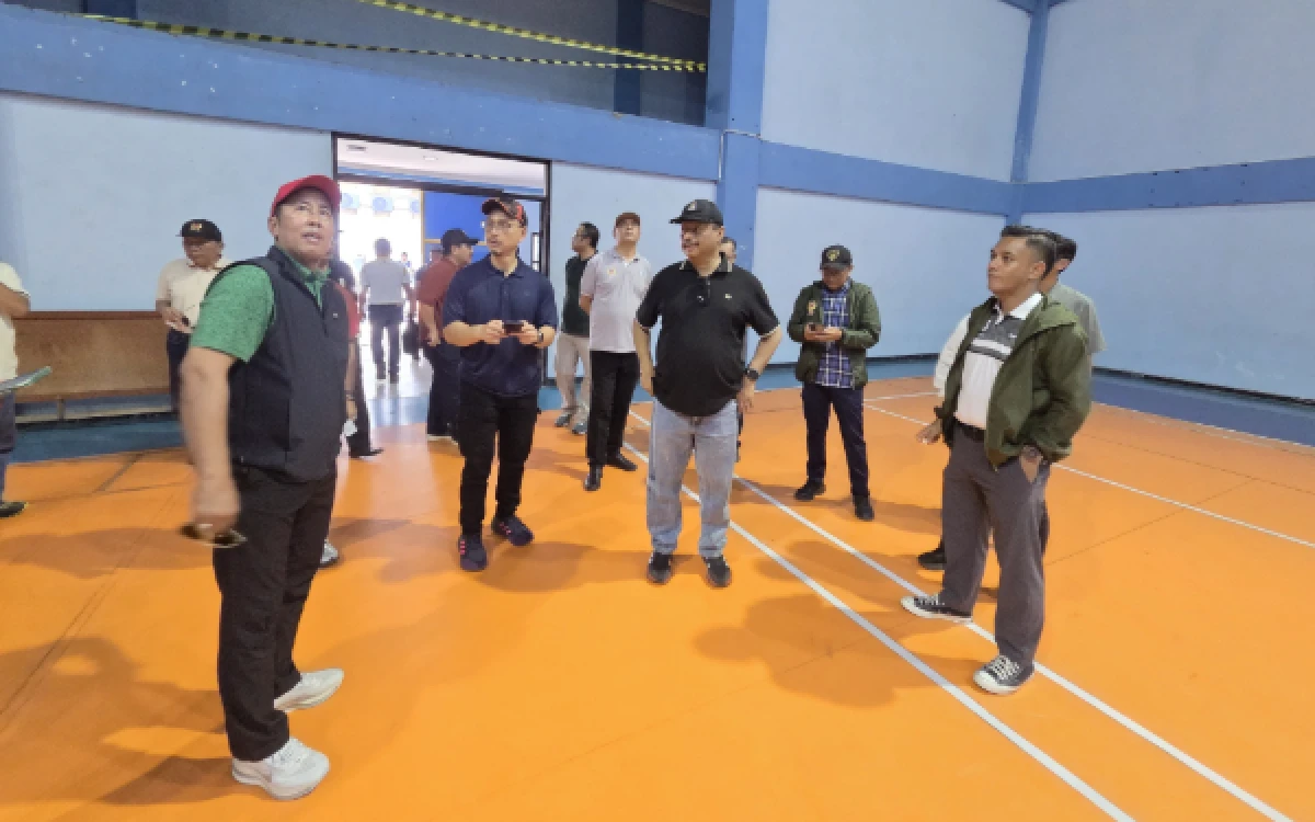 Thumbnail Berita - KONI Jatim Puji Fasilitas Olahraga Unesa untuk Porprov 2027