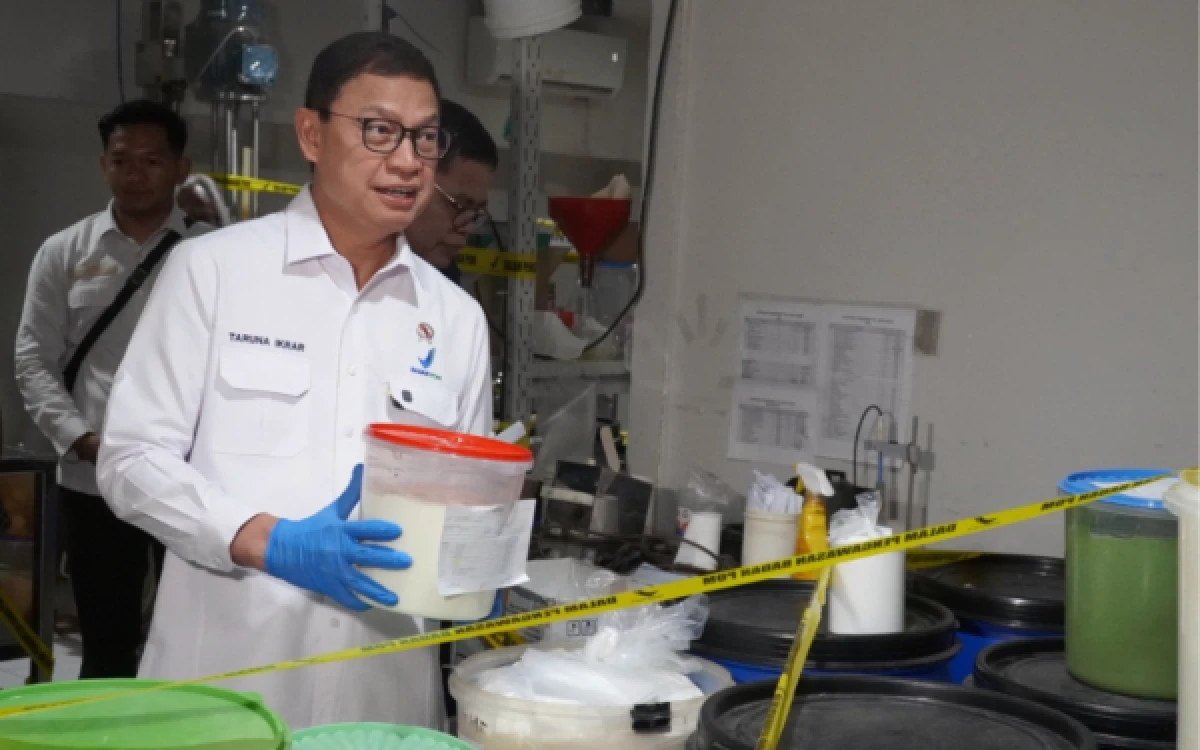Thumbnail Berita - BPOM Grebek Pabrik Kosmetik Ilegal di Mojokerto, Nilainya Capai Rp16 Miliar