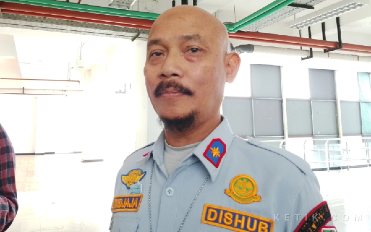 Thumbnail Berita - Jelang Purna Tugas, Kadishub Kota Malang Targetkan Jalur Baru Angkot dan Realisasi Angkutan Pelajar