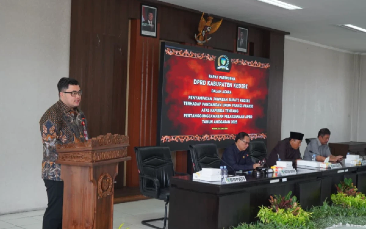 Thumbnail Berita - Tingkatkan Kemandirian Fiskal, Mas Dhito Dorong Inovasi Genjot PAD