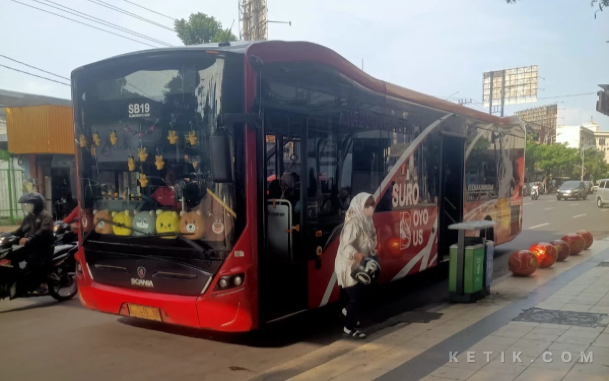 Thumbnail Berita - Suroboyo Bus dan Wira Wiri Jadi Sarana Wisata Kota Warga Surabaya