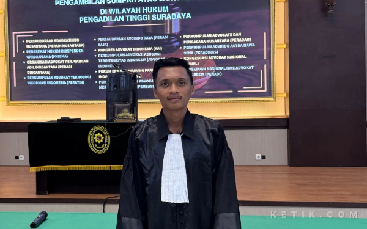 Thumbnail Berita - Bawa Nilai Pergerakan, Kader PMII Asal Sokobanah Sampang Resmi Disumpah Jadi Advokat