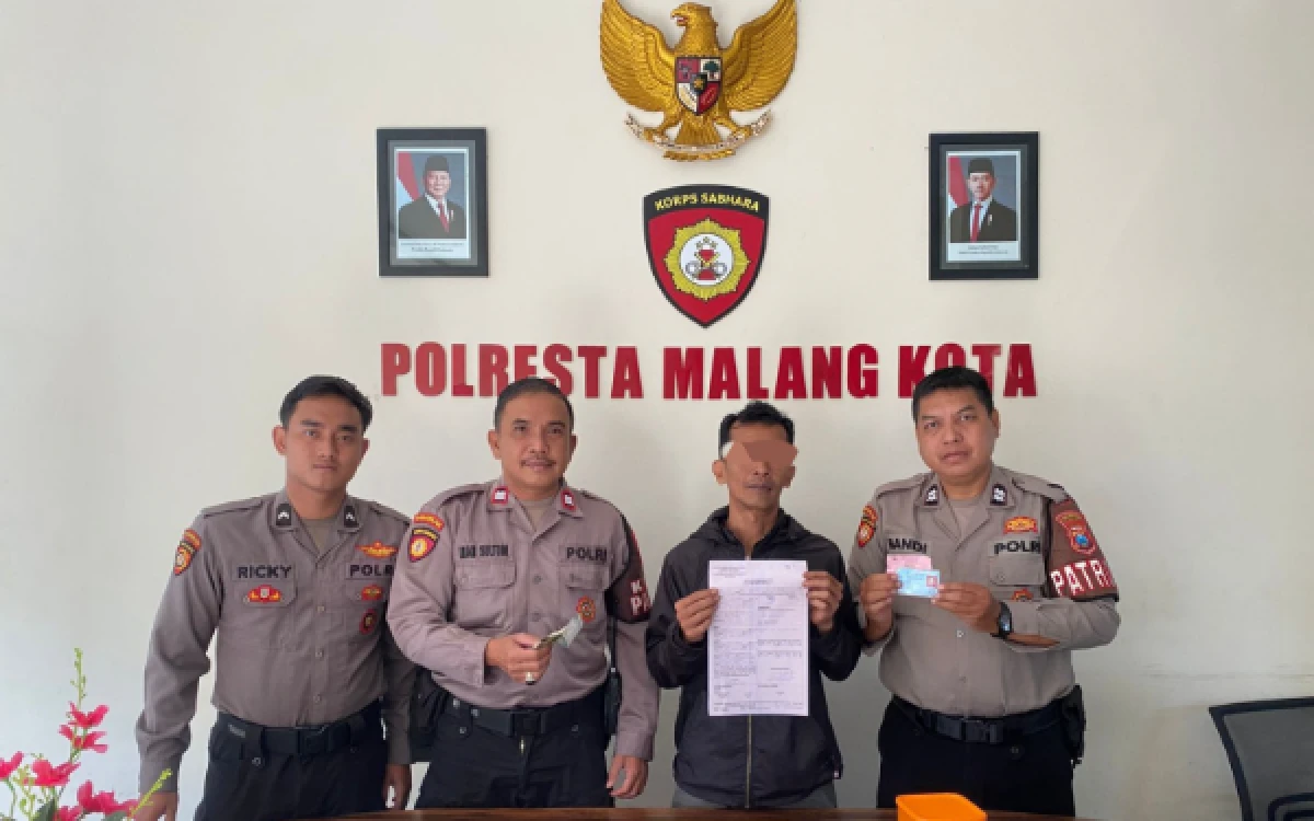 Thumbnail Berita - Viral Getok Tarif Parkir di Luar Ketentuan, Jukir Nakal di Kayutangan Diamankan Polresta Malang Kota