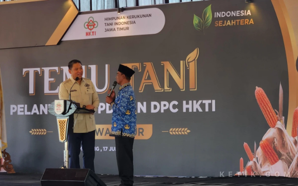Thumbnail Berita - Kades Sutikno Totalitas Kawal Ketahanan Pangan, Wamentan Beri Hadiah Drone dan Traktor