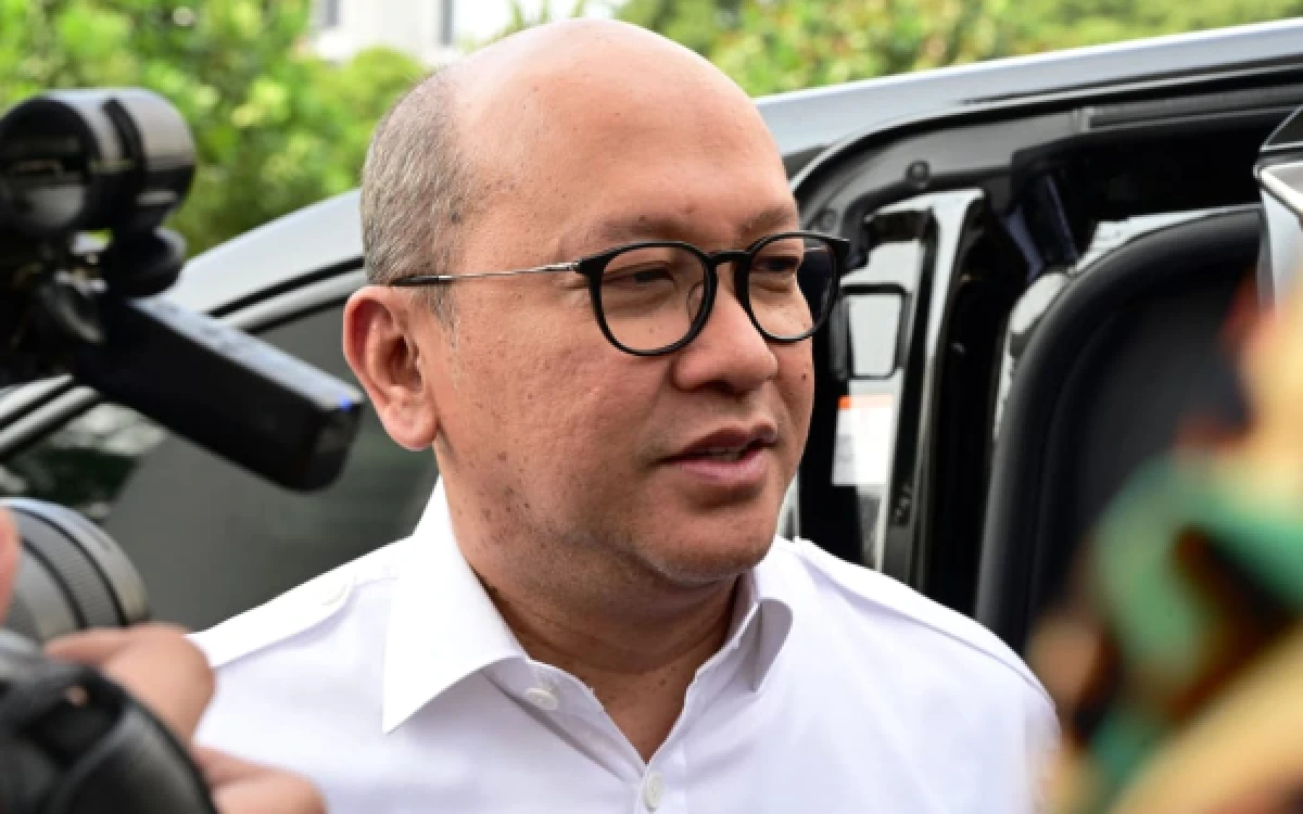 Thumbnail Berita - Profil Rosan Roeslani, Orang Dekat Prabowo yang Kini Pegang Investasi RI dan Danantara