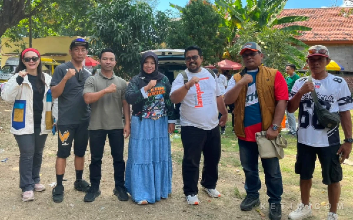 Thumbnail Berita - Wabup Situbondo Lepas dan Saksikan Balapan Sepeda BMX dan Pushbike