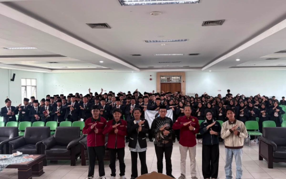 Thumbnail Berita - Open House HTN UIN Malang, 162 Mahasiswa Baru Didorong Aktif dan Berprestasi